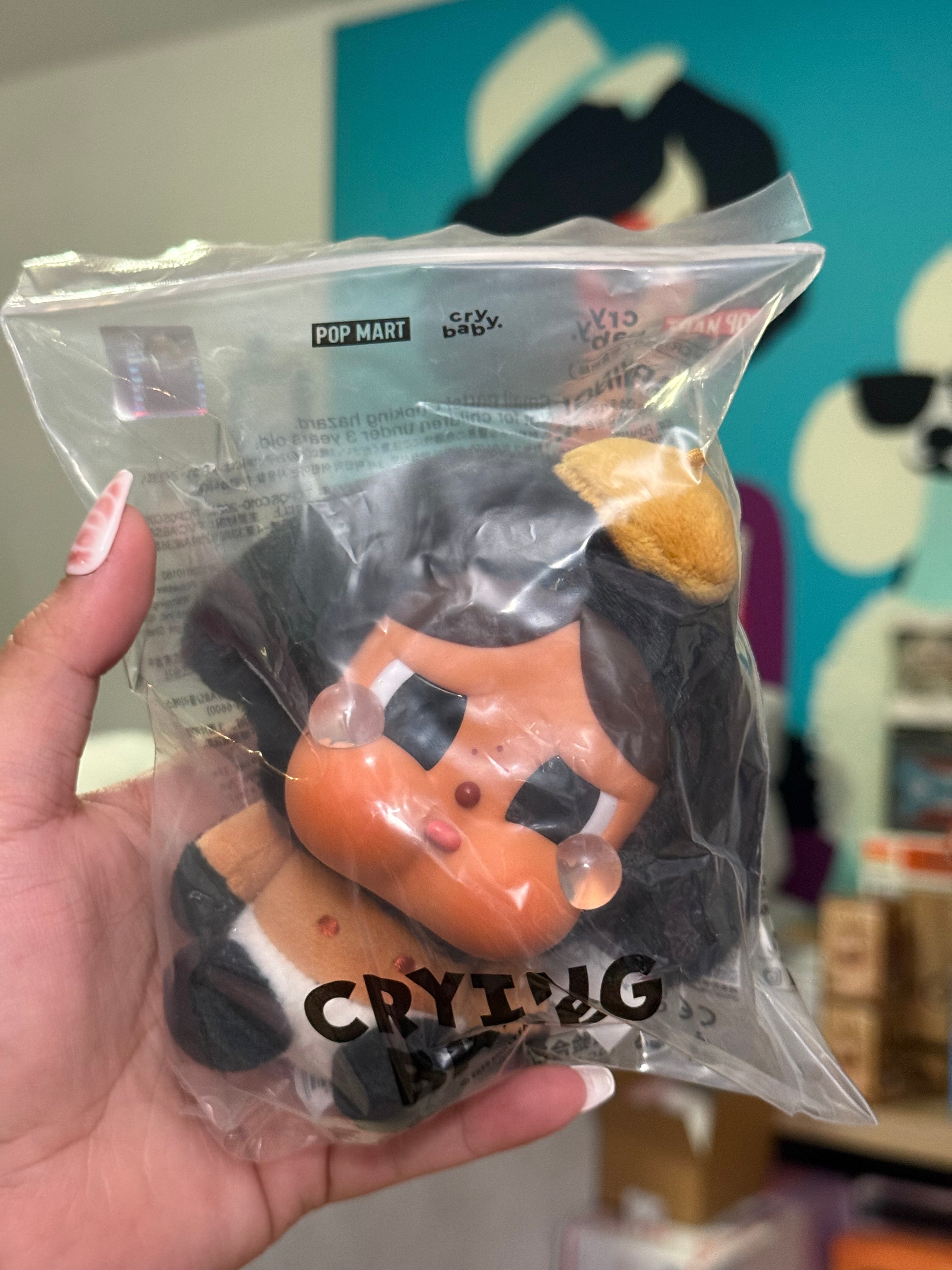 Crying Babe: Shanghai Exhibition Exclusive Pendant